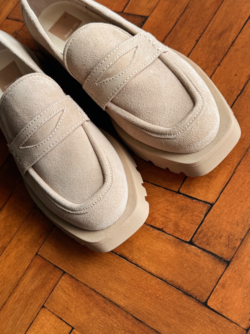 Sz 8.5 Dolce Vita Tan Elias Lug Sole Suede Loafers In Dune NWOB - Picture 5 of 8